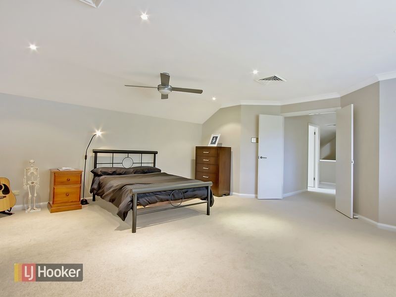 26 Carnarvon Avenue, Glenhaven NSW 2156