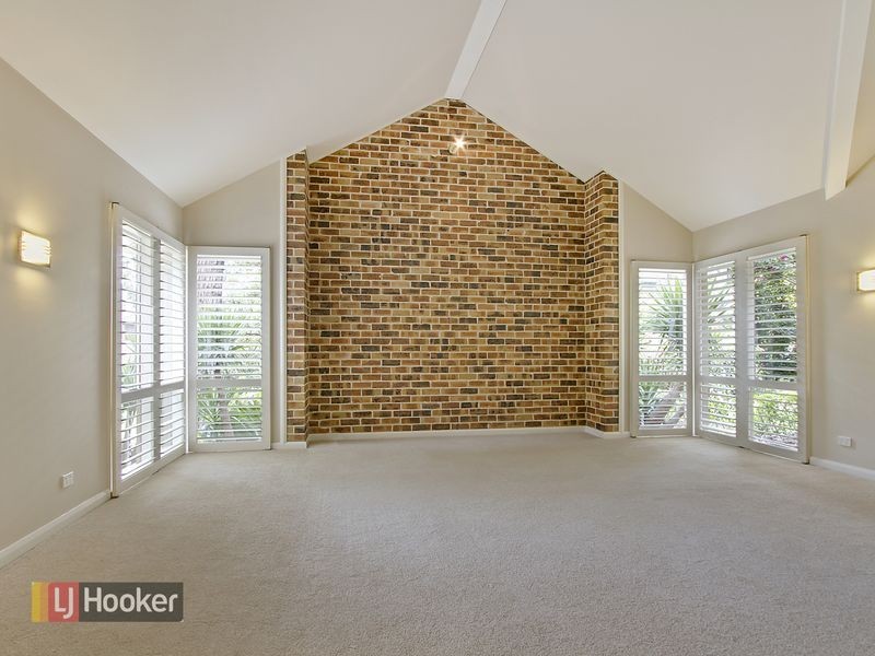 26 Carnarvon Avenue, Glenhaven NSW 2156