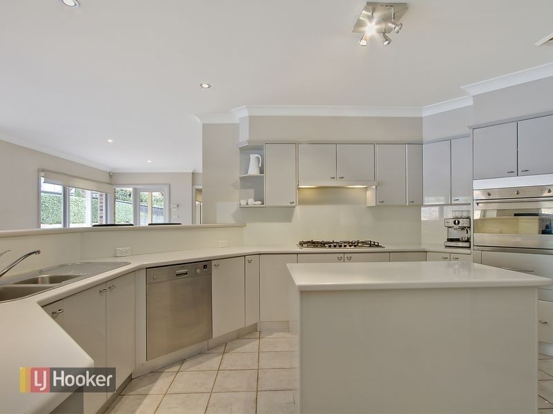 26 Carnarvon Avenue, Glenhaven NSW 2156