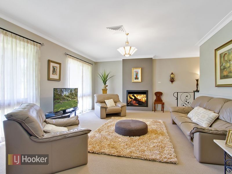 22 Murrumba Place, Castle Hill NSW 2154