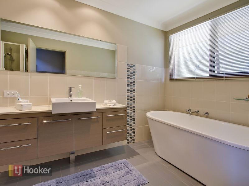 22 Murrumba Place, Castle Hill NSW 2154