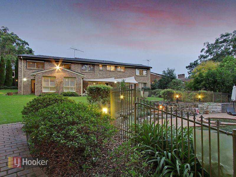 22 Murrumba Place, Castle Hill NSW 2154