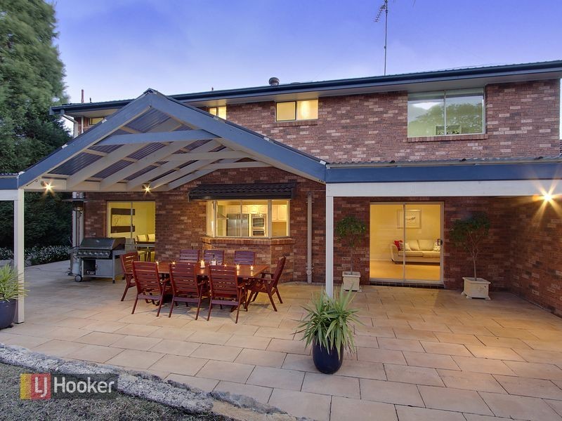 19 Galahad Crescent, Castle Hill NSW 2154