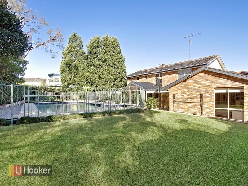 19 Galahad Crescent, Castle Hill NSW 2154