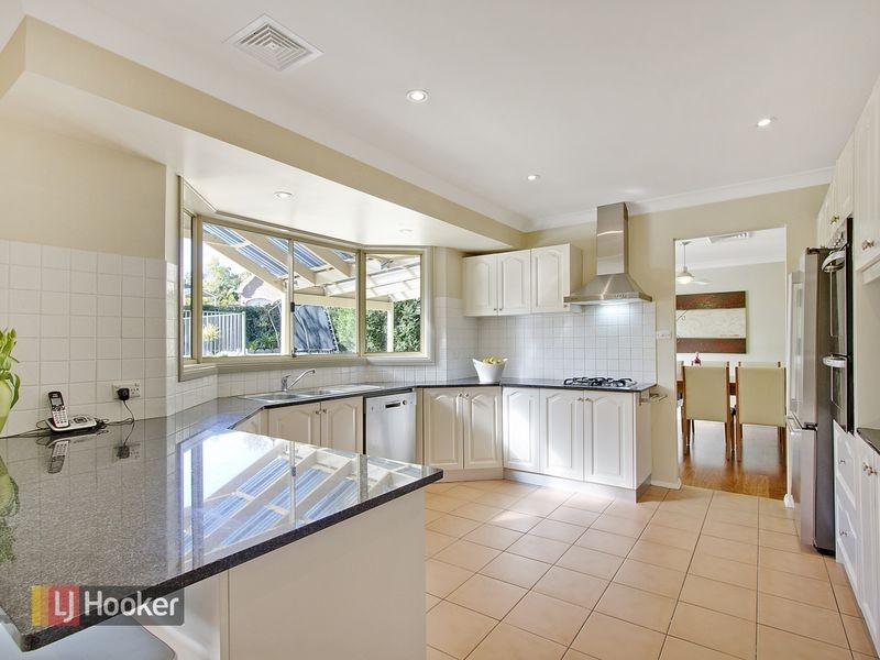 19 Galahad Crescent, Castle Hill NSW 2154
