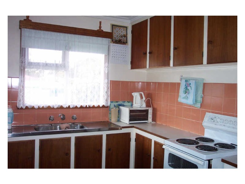 1 Tugrah Road, Devonport TAS 7310