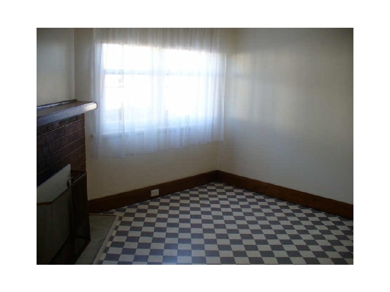 15 Charles Street, Devonport TAS 7310