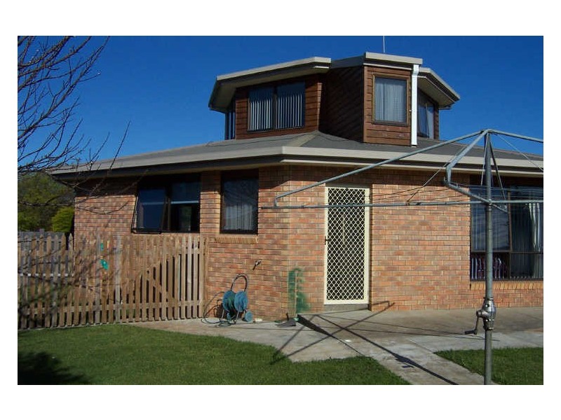35 Victoria Street, Devonport TAS 7310