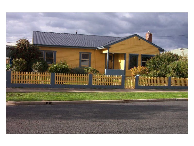 4 Ashgrove Street, Devonport TAS 7310