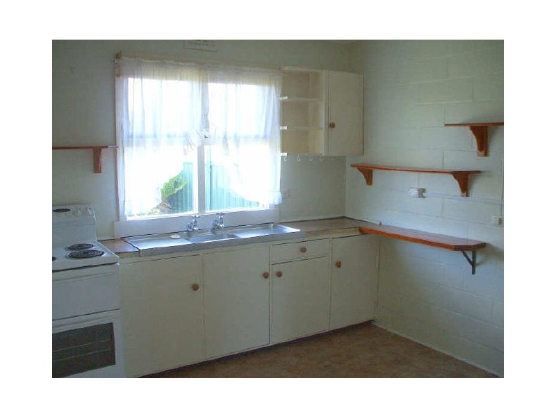 11 Hendricks Street, Ulverstone TAS 7315