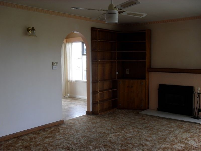 1 Churchill Avenue, Devonport TAS 7310