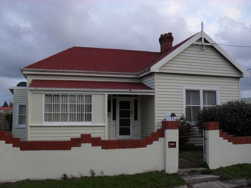 15 Arthur Street, Devonport TAS 7310