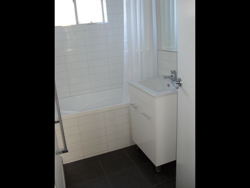 2/38 Victoria Parade, Devonport TAS 7310