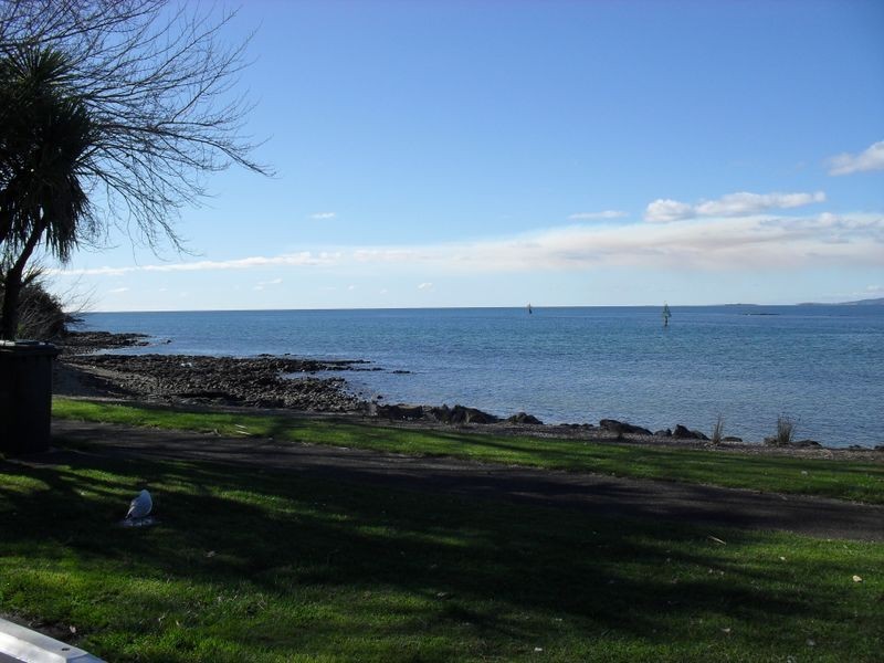 2/38 Victoria Parade, Devonport TAS 7310