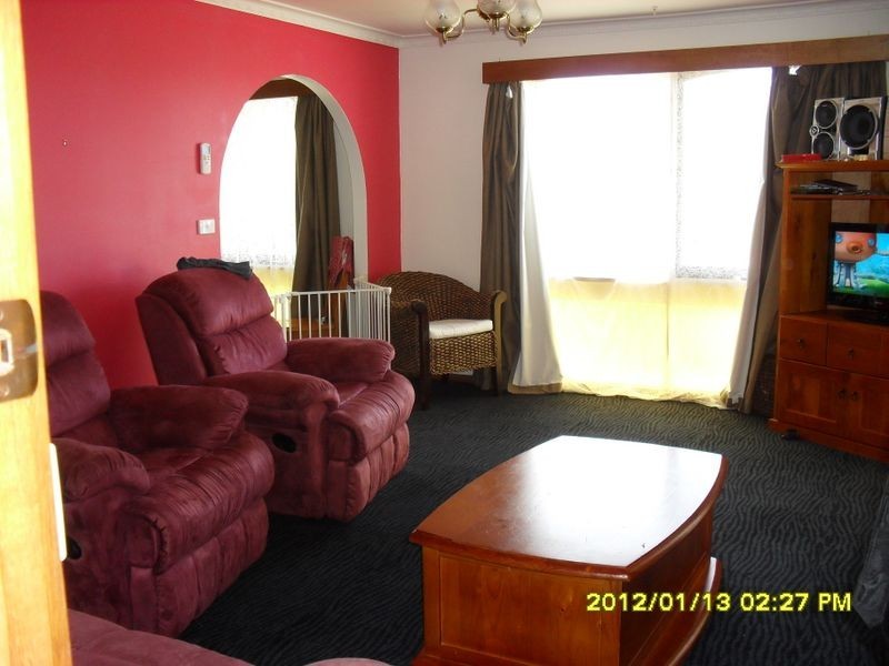 9 Valley Road, Devonport TAS 7310