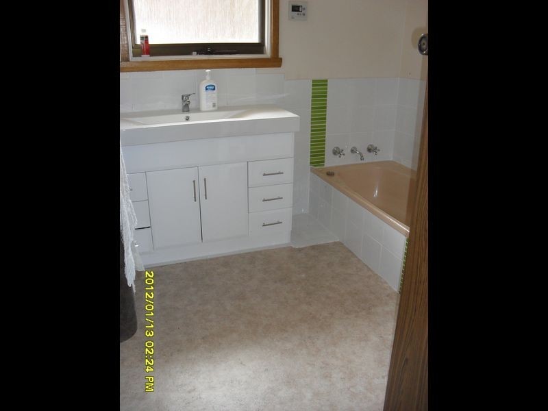 9 Valley Road, Devonport TAS 7310