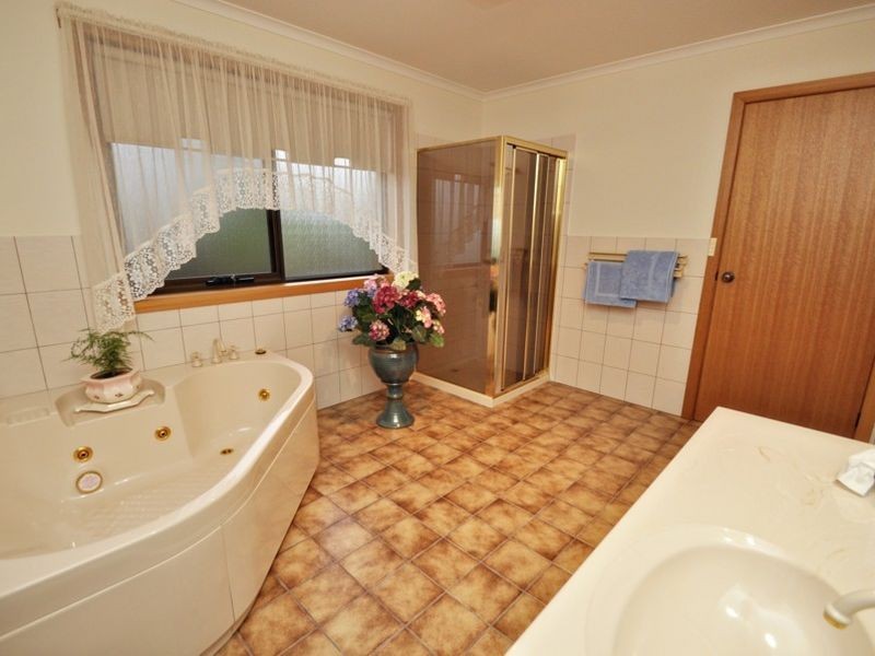 6 Jingella Place, Devonport TAS 7310