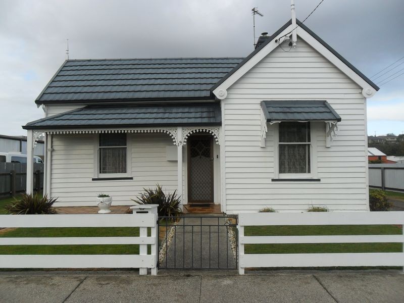 19 Elizabeth Street, Devonport TAS 7310
