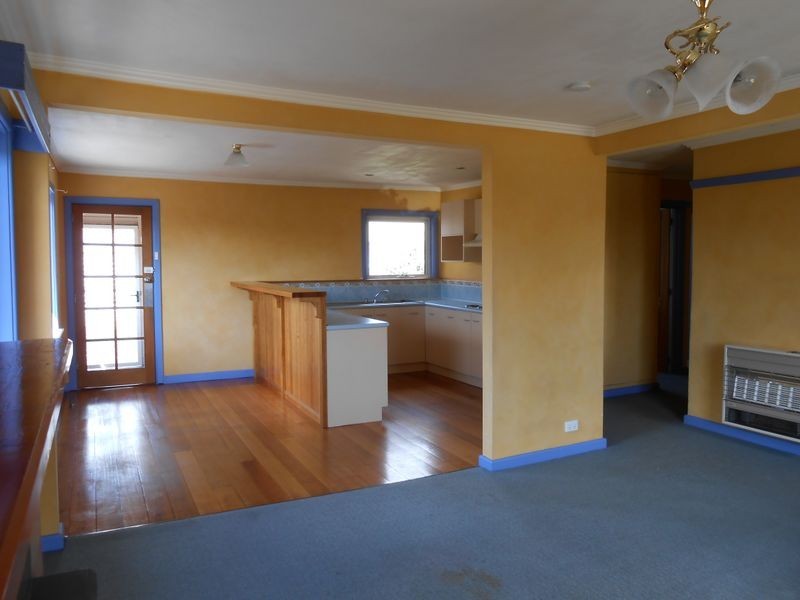 5 Madden Crescent, Devonport TAS 7310