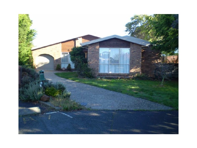 11 Clare Court, Devonport TAS 7310