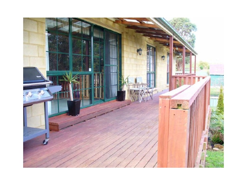 6 Park Drive, Ambleside TAS 7310