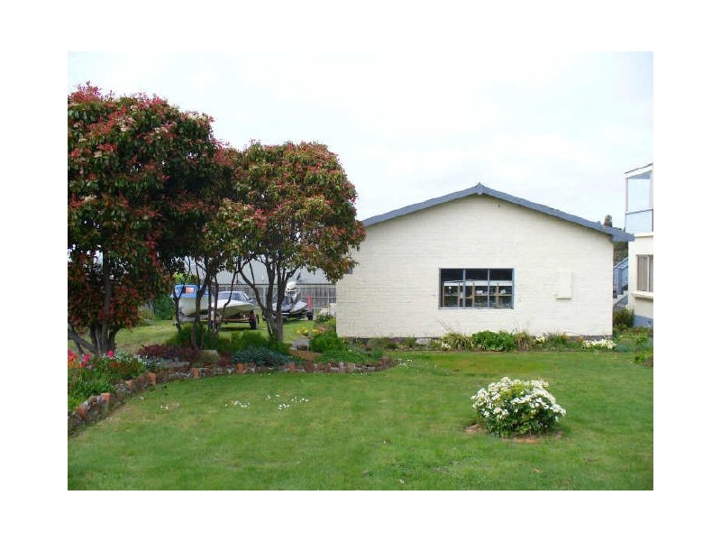 85 Hillcrest Road, Devonport TAS 7310