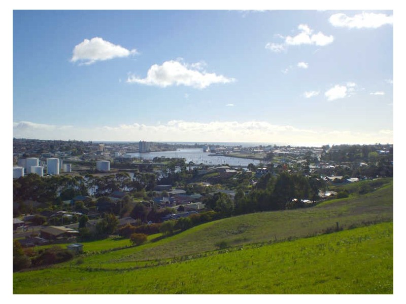 77A River Road, Ambleside TAS 7310