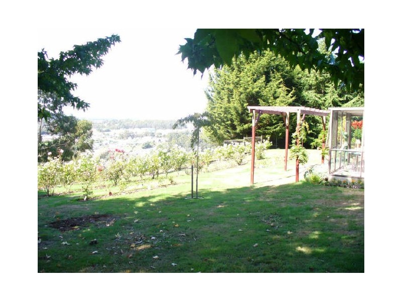 5 Linden Heights, Devonport TAS 7310