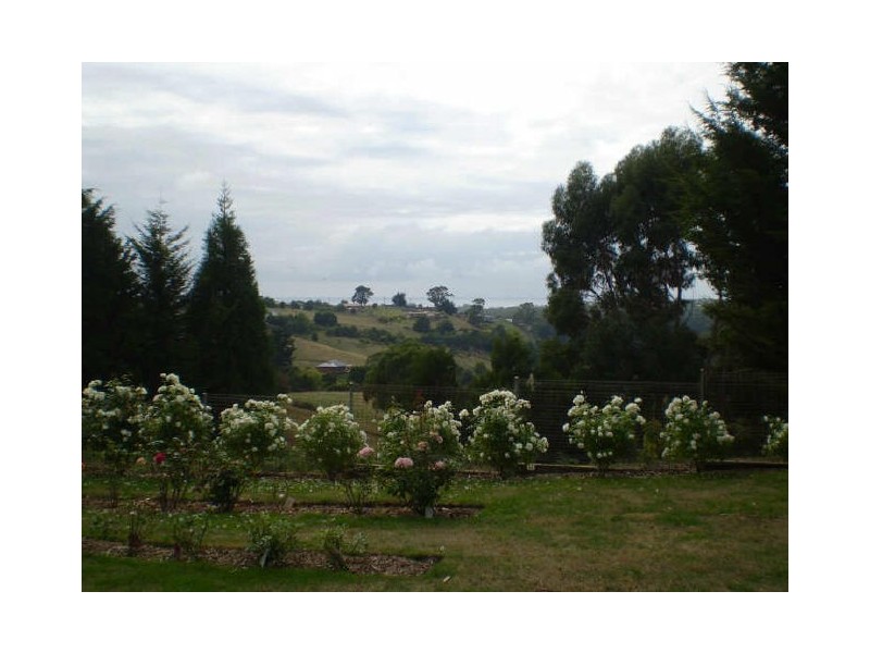 5 Linden Heights, Devonport TAS 7310