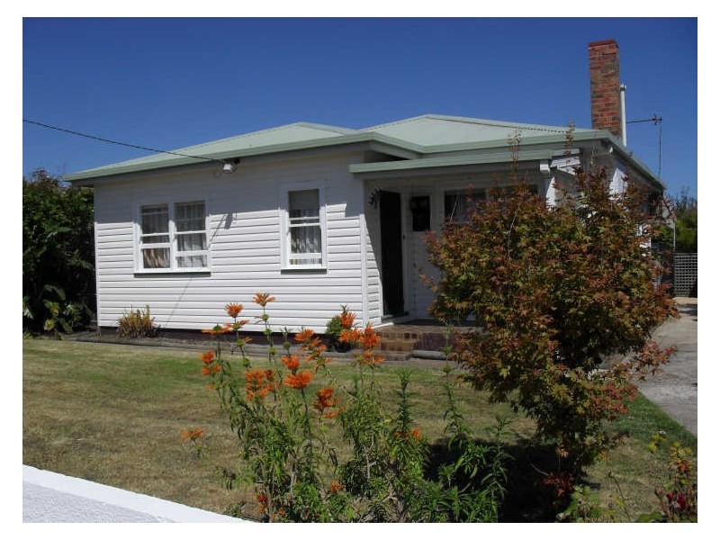 261 William Street, Devonport TAS 7310