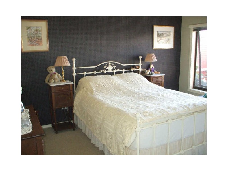 16 Nixon Street, Devonport TAS 7310