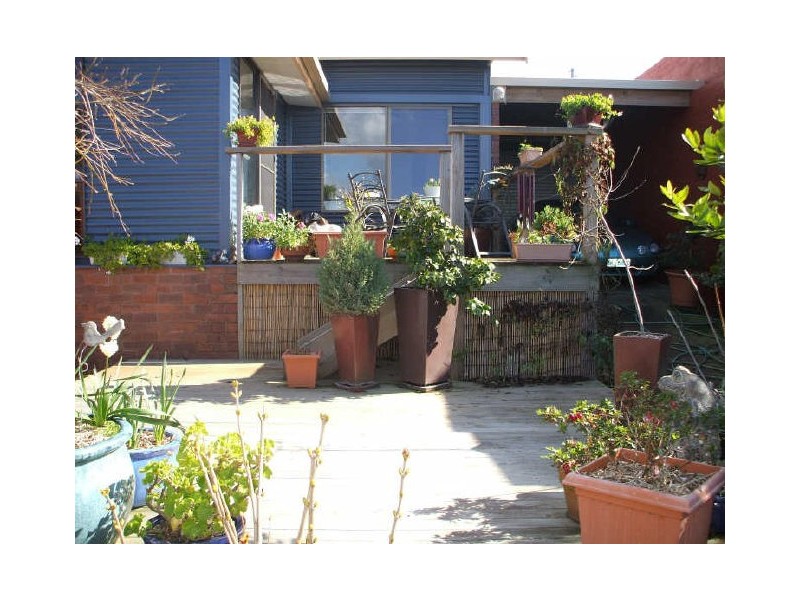 16 Nixon Street, Devonport TAS 7310