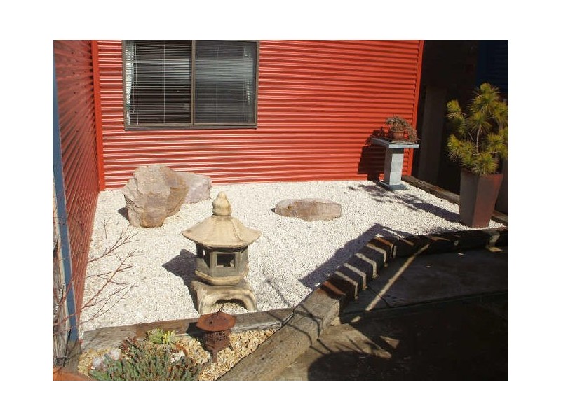 16 Nixon Street, Devonport TAS 7310