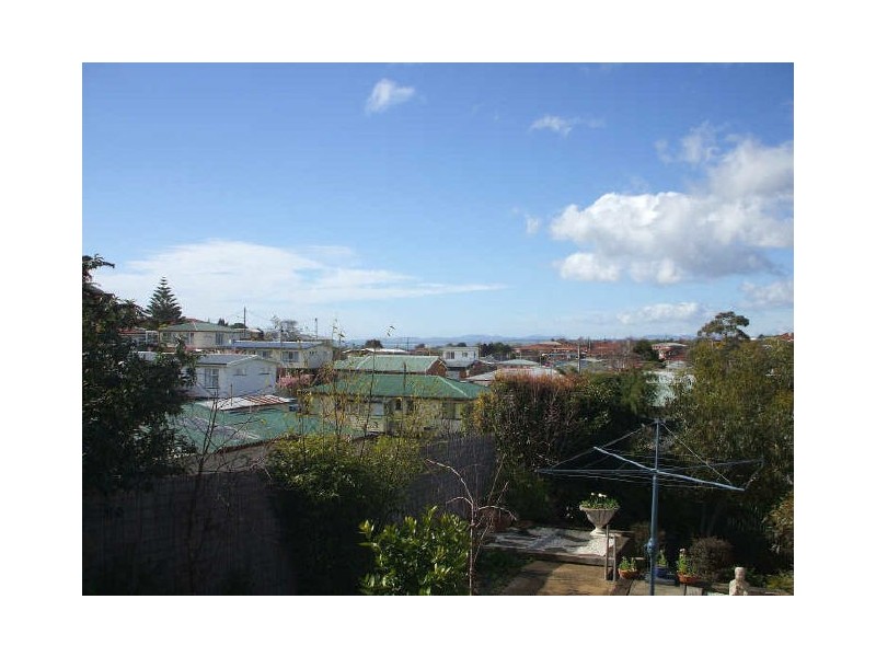 16 Nixon Street, Devonport TAS 7310