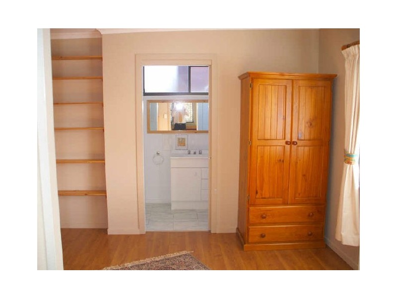 16 Nixon Street, Devonport TAS 7310