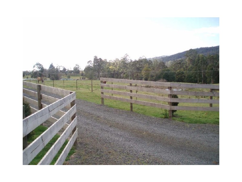 12 Brookland Avenue, Acacia Hills TAS 7306