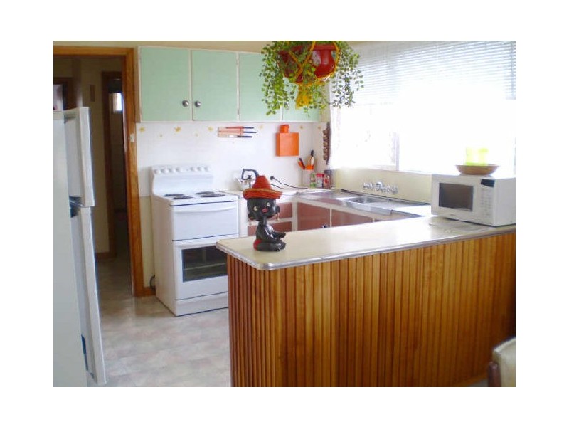 26 Middle Road, Devonport TAS 7310