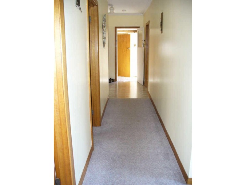 26 Middle Road, Devonport TAS 7310