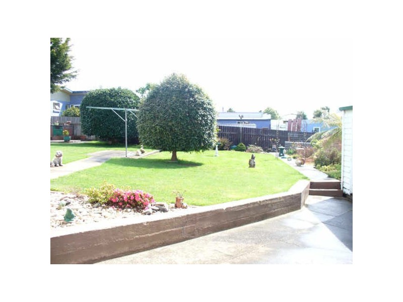 26 Middle Road, Devonport TAS 7310