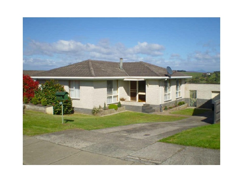 22 Tucker Avenue, Devonport TAS 7310