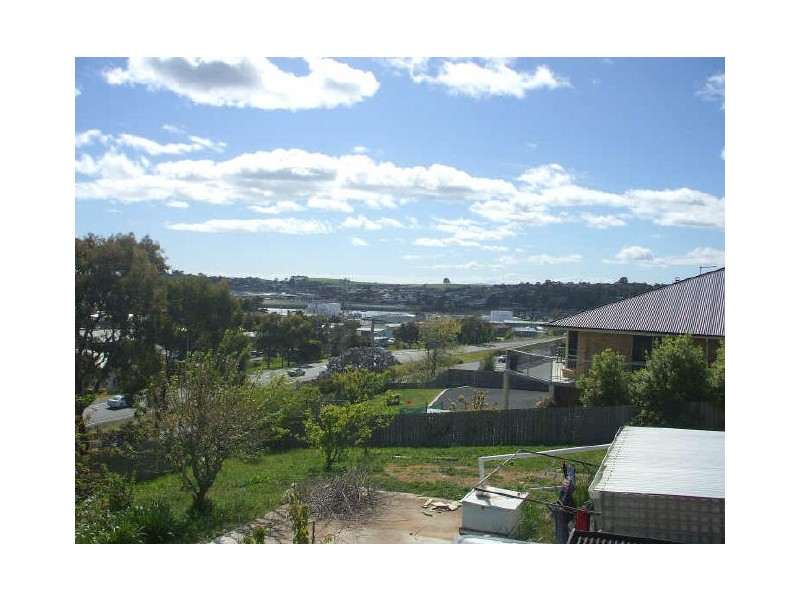 10 Weemala Lane, Devonport TAS 7310