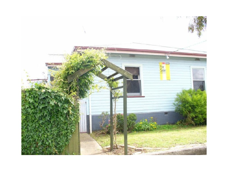 2 Charles Street, Devonport TAS 7310