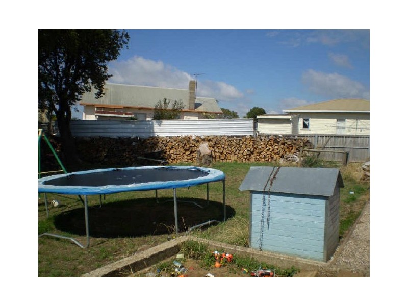 75 Madden Street, Devonport TAS 7310