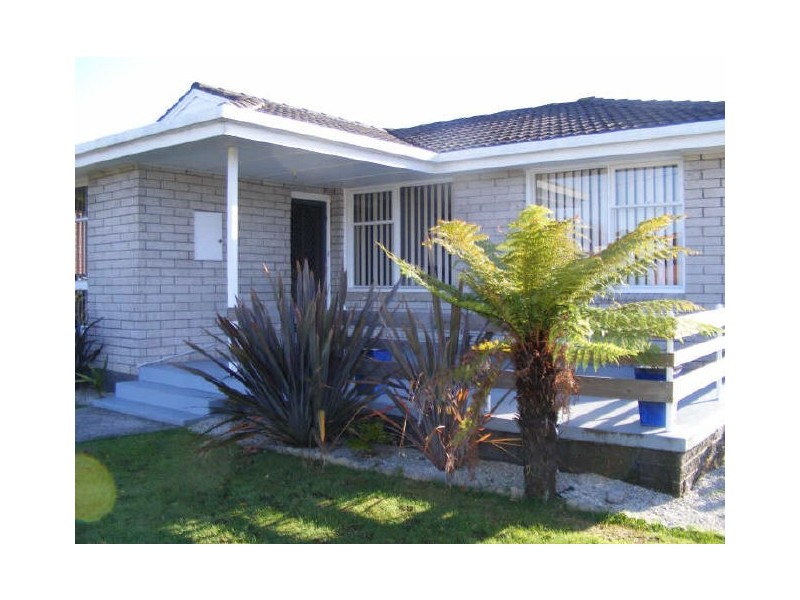 6 Valley Road, Devonport TAS 7310