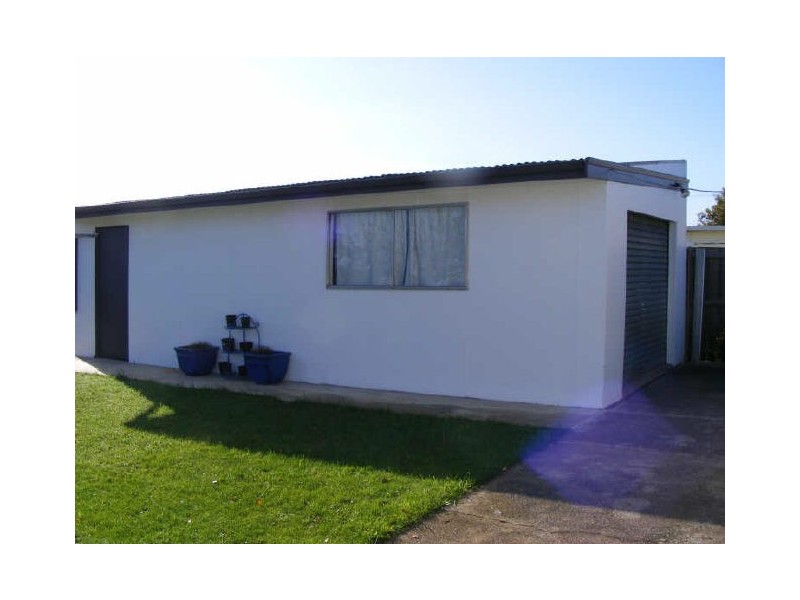 6 Valley Road, Devonport TAS 7310