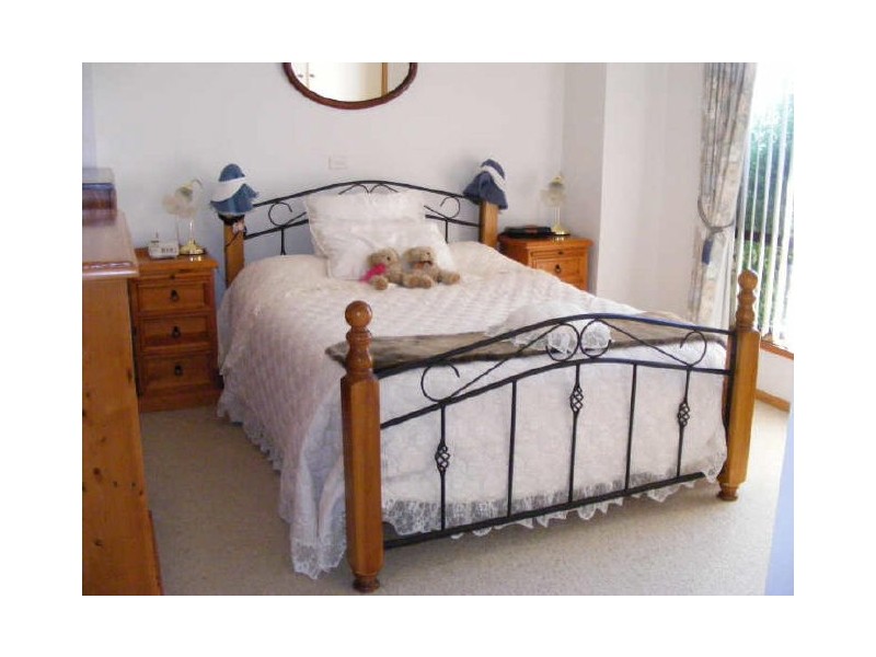 5 Surrey Street, Devonport TAS 7310