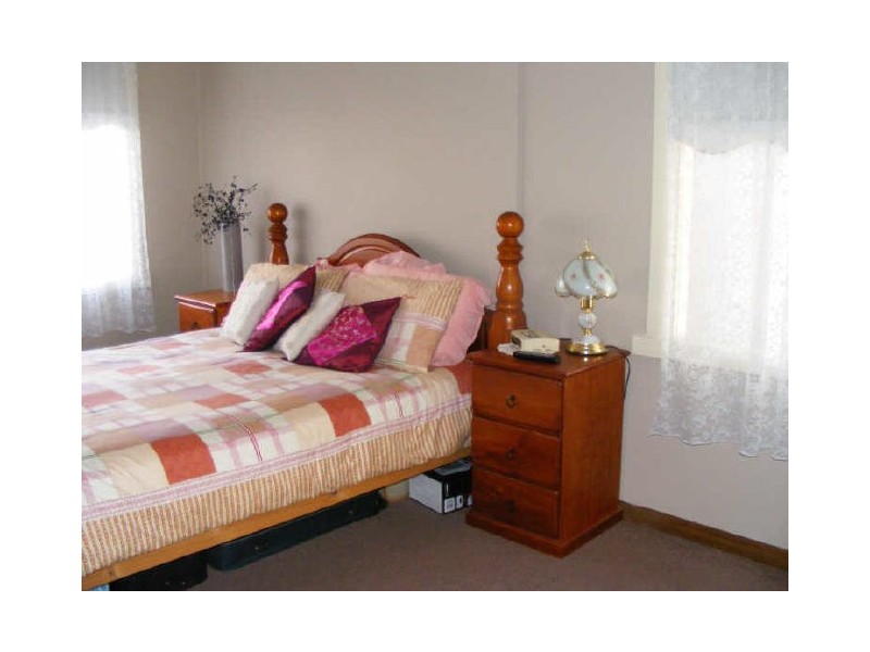 5 College Court, Devonport TAS 7310