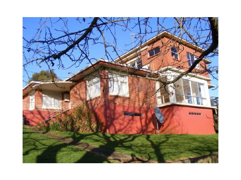 5 Enderly Court, Ambleside TAS 7310