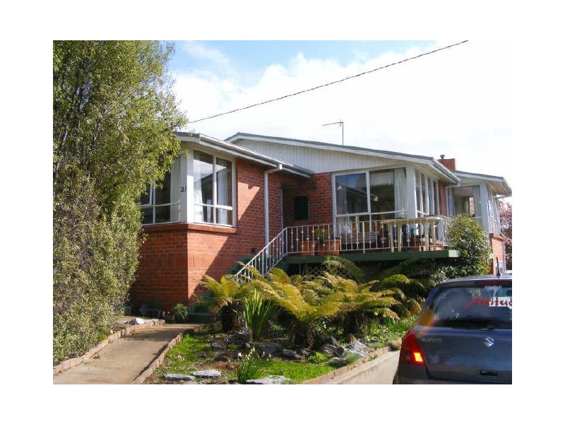21 William Street, Devonport TAS 7310