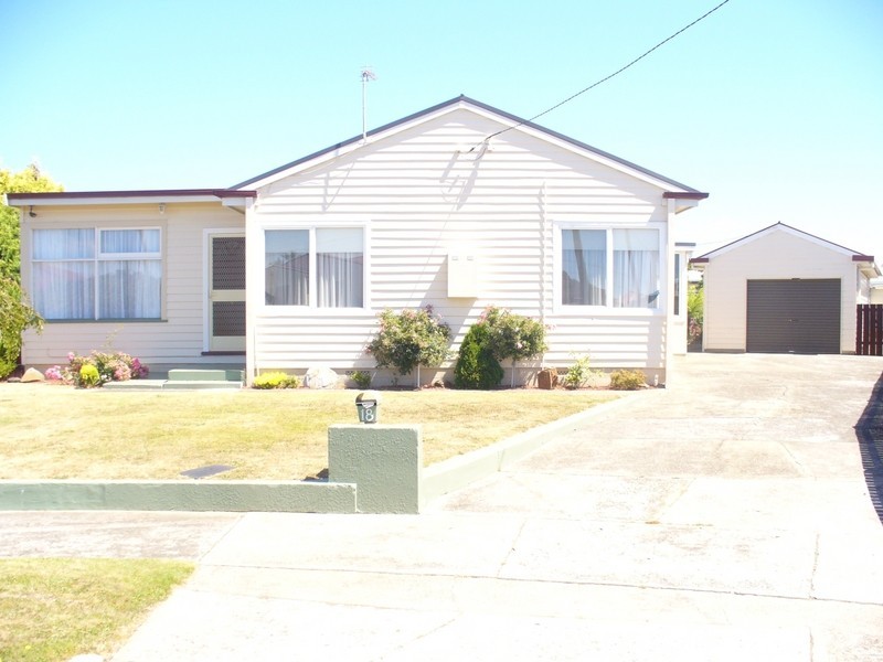 18 Lindsay Place, Devonport TAS 7310